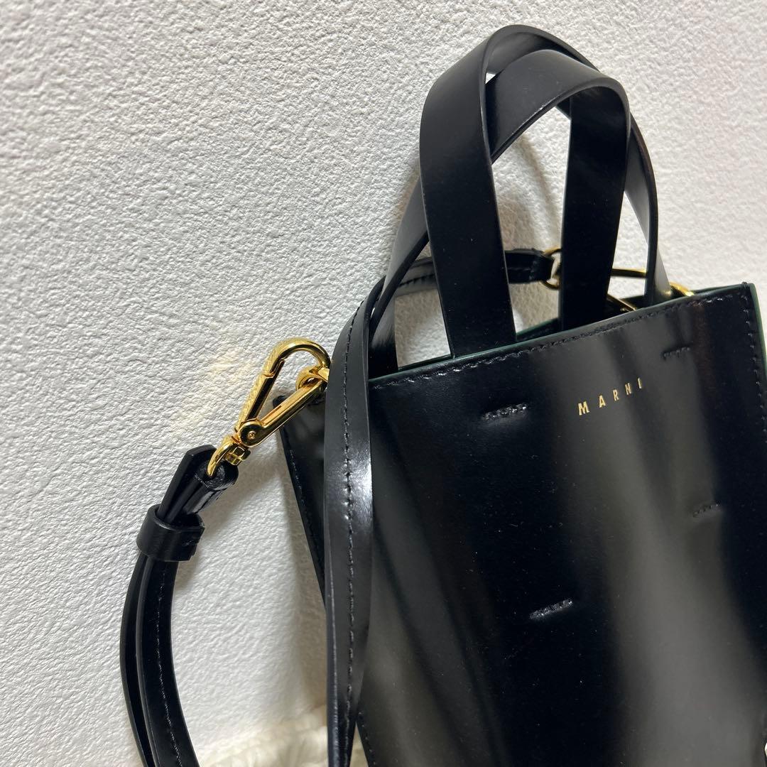 マルニ ショルダーバッグ