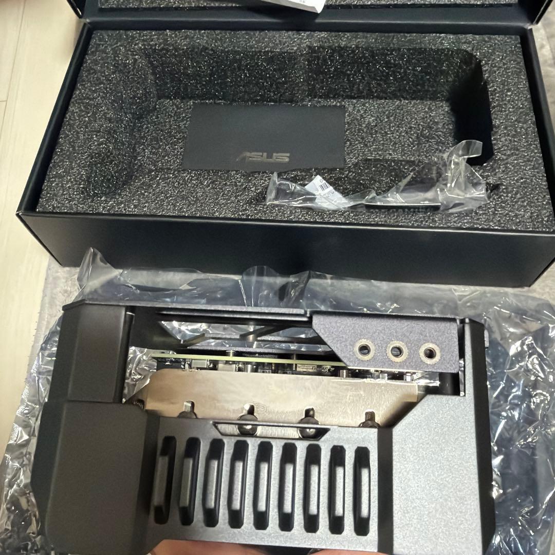 ASUS Geforce RTX 4070ti TUF GAMING グラボ