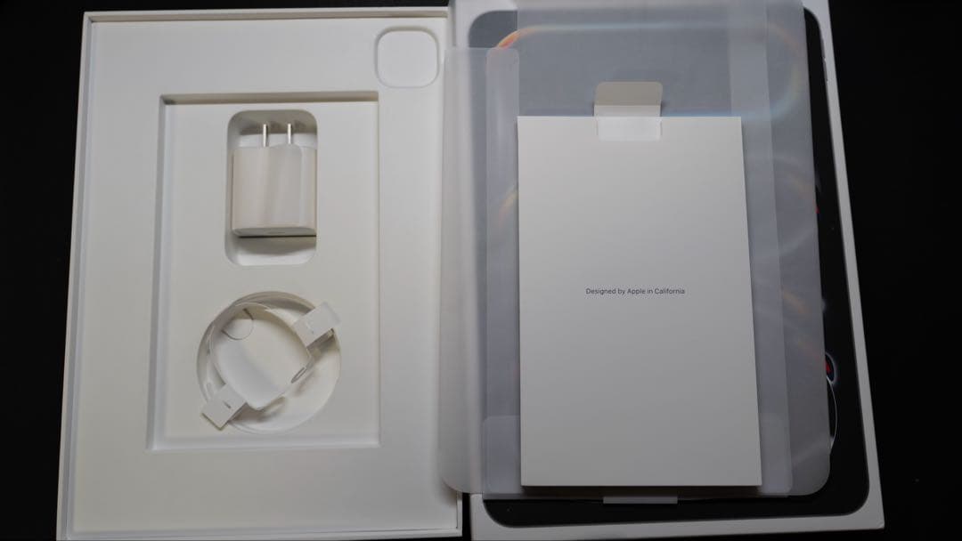 M4 iPad Pro 11インチ シルバー 256GB&ケース