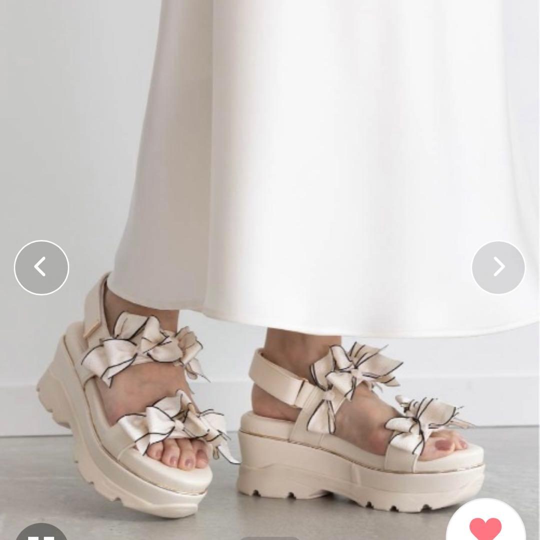 ランダ　ミニリボン厚底スポ―ツサンダル　アイボリーMサイズ