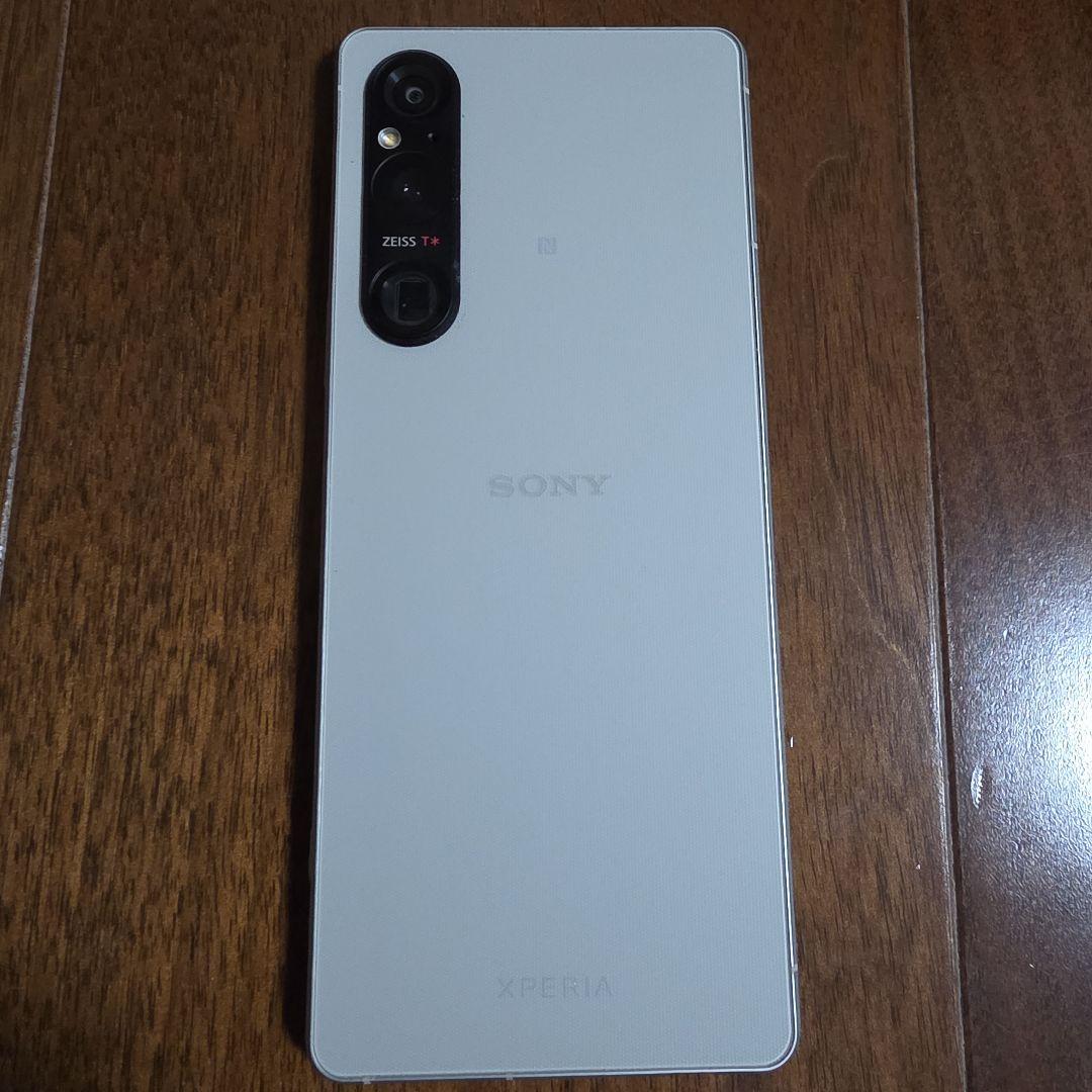 Xperia 1 V プラチナシルバー/SIMフリー/DualSIM/512GB