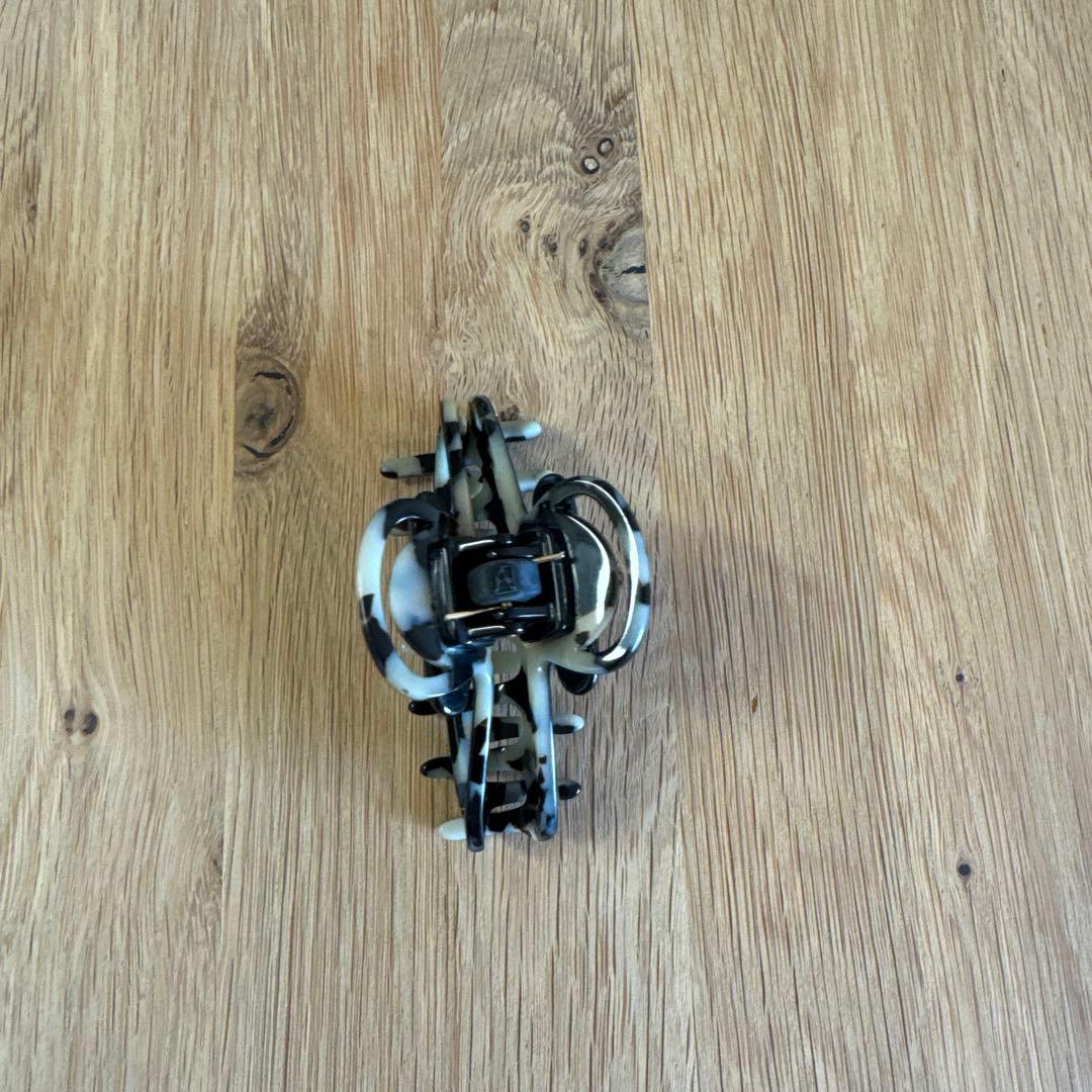 アレクサンドル ドゥ パリ（Alexandre de Paris）ヘアクリップ