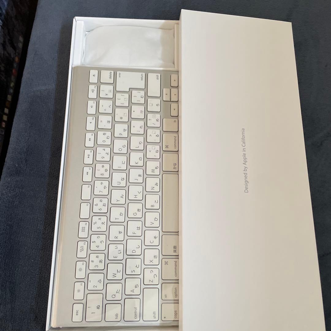 Apple iMac 購入時の梱包のまま