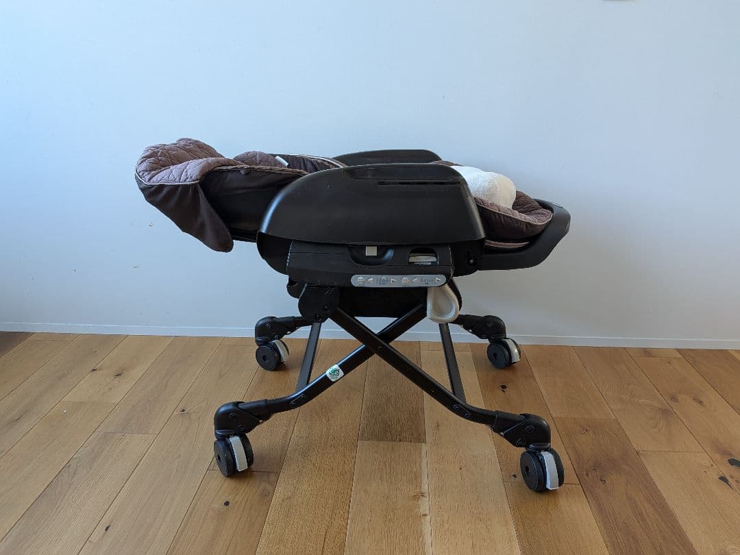 ネムリラ　AUTO SWING　おやすみダッコプラスエッグショック