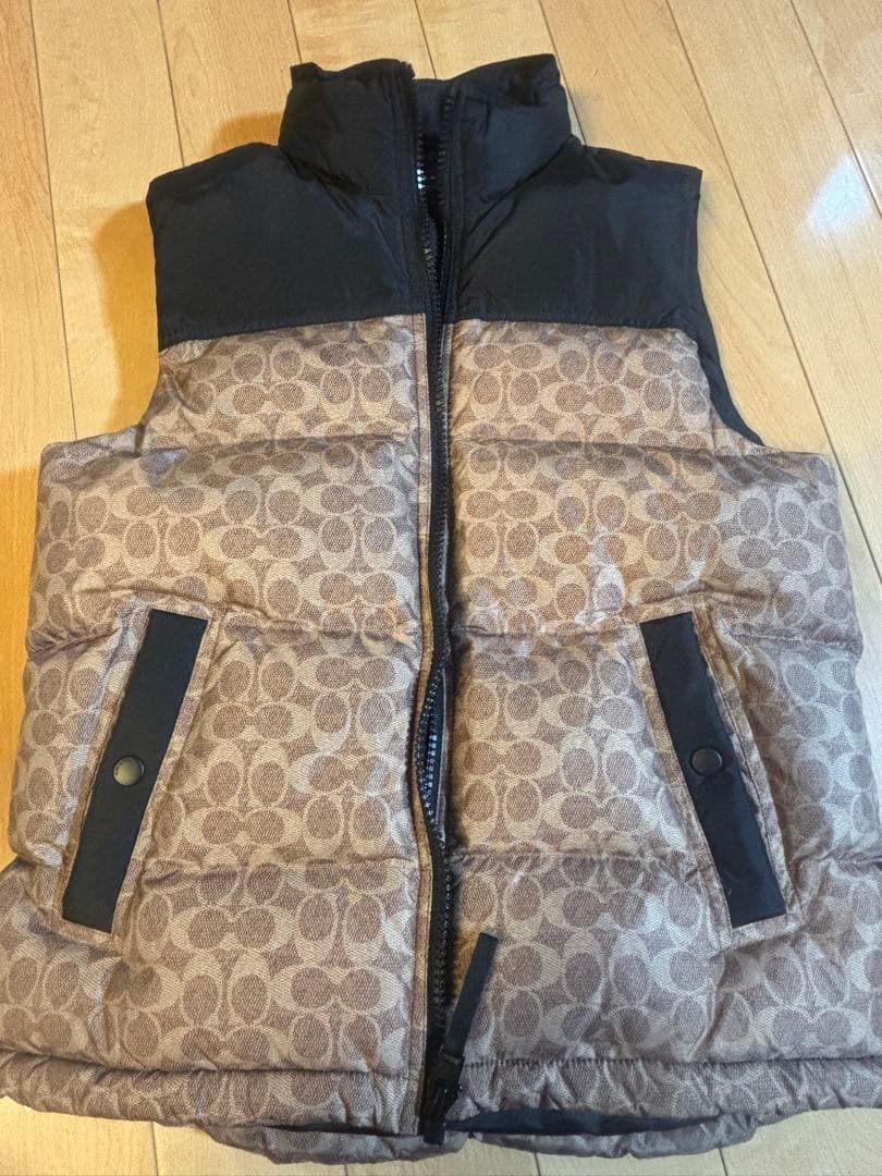 COACH ダウンベスト