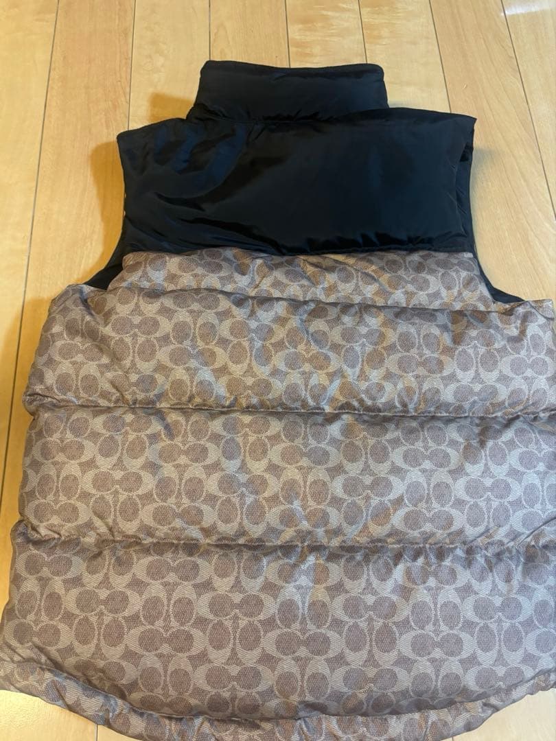 COACH ダウンベスト