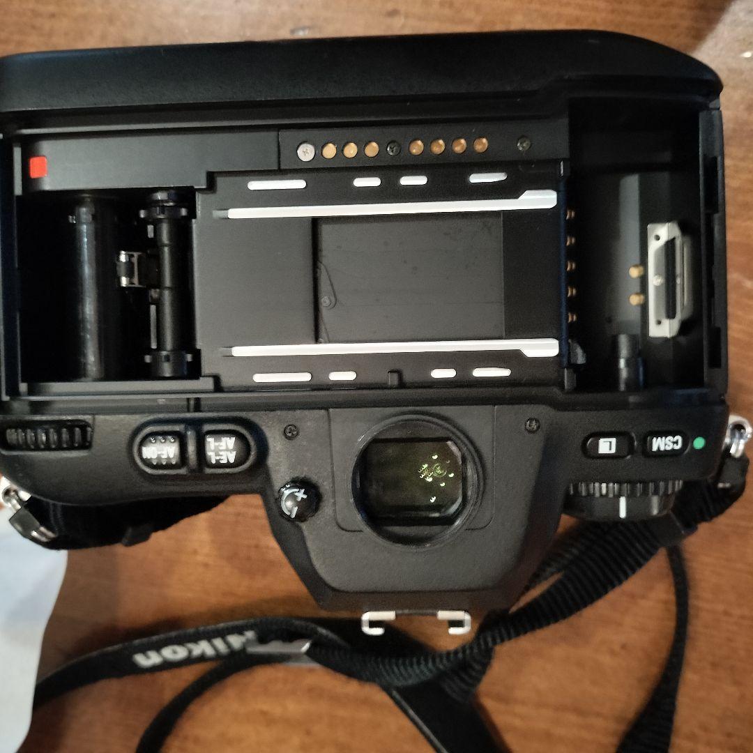 フィルムカメラ Nikon F100