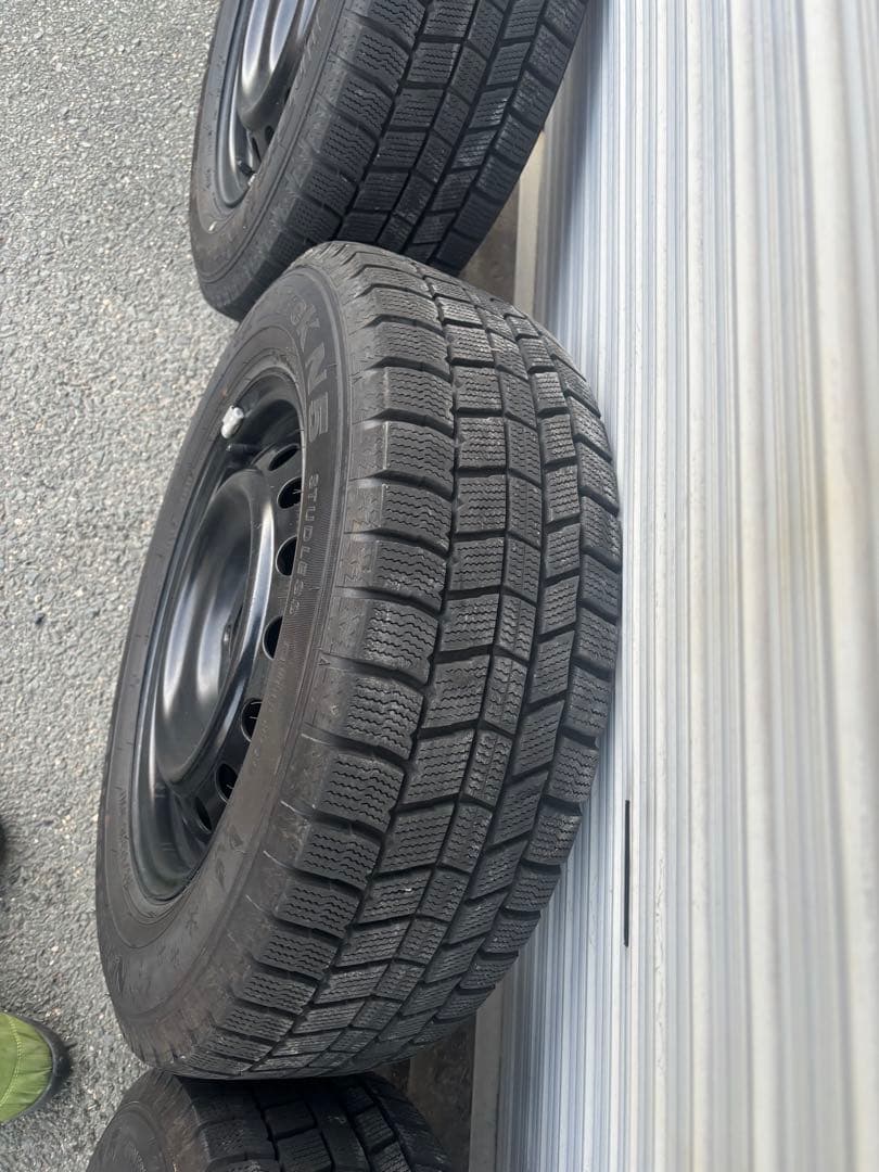 195/65/15 5穴　PCD100 2022年36週目製造　スタッドレス