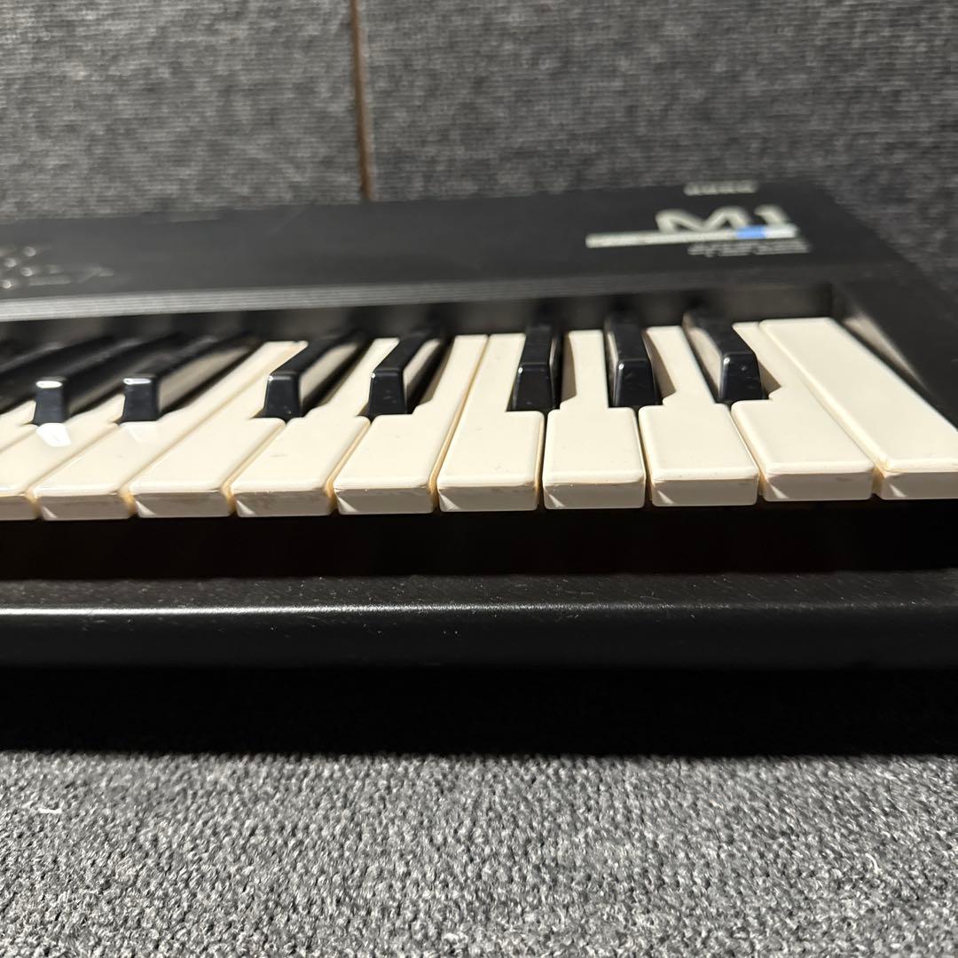 名器 KORG M1 61鍵盤 シンセサイザー / コルグ vintage