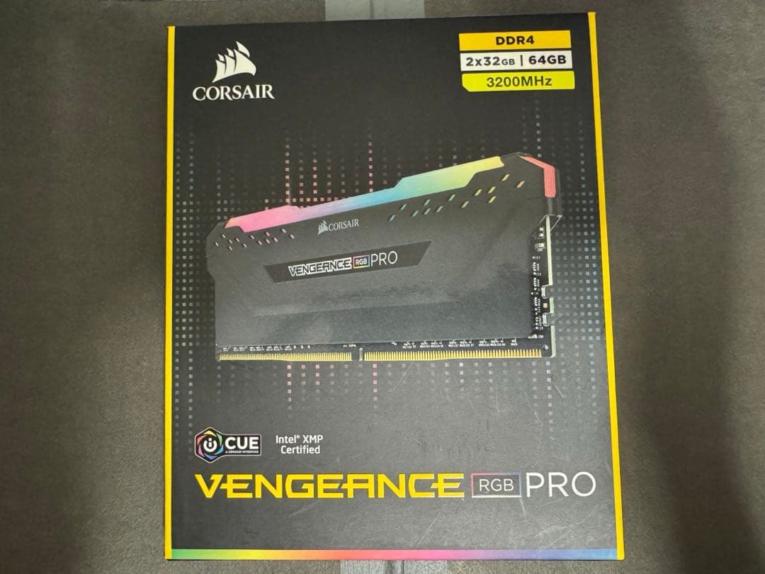 Corsair RGB メモリー 32GBx2 DDR4