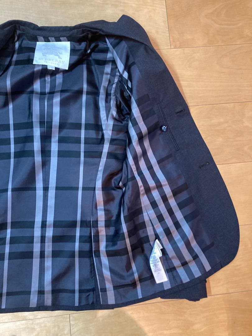 値引き！バーバリー　卒業式　スーツ 164cm