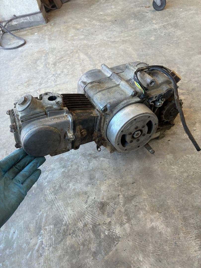 st50 dax エンジン　実働　ダックス　エクスポート　6V