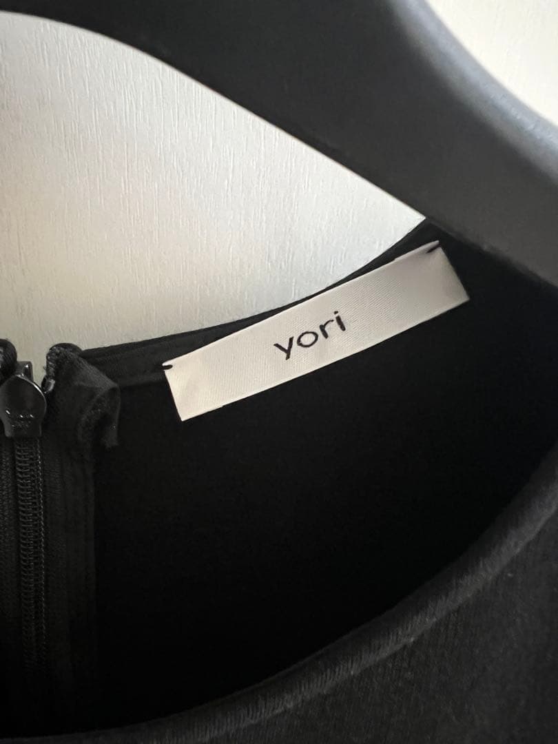 yori ヨリぬくぬくヘムフリルブラウス