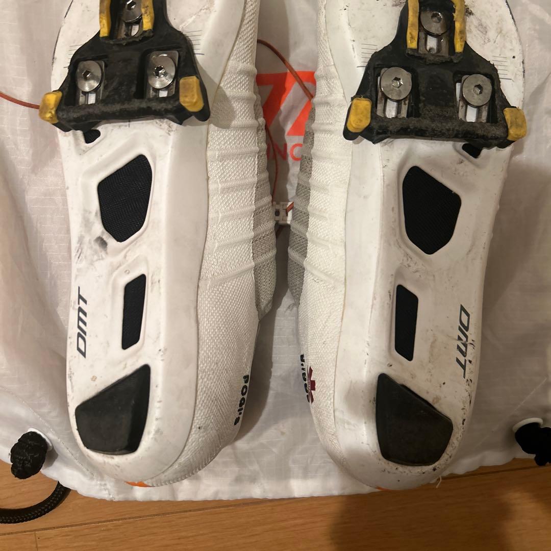 DMT Pogis シューズ ホワイト 44