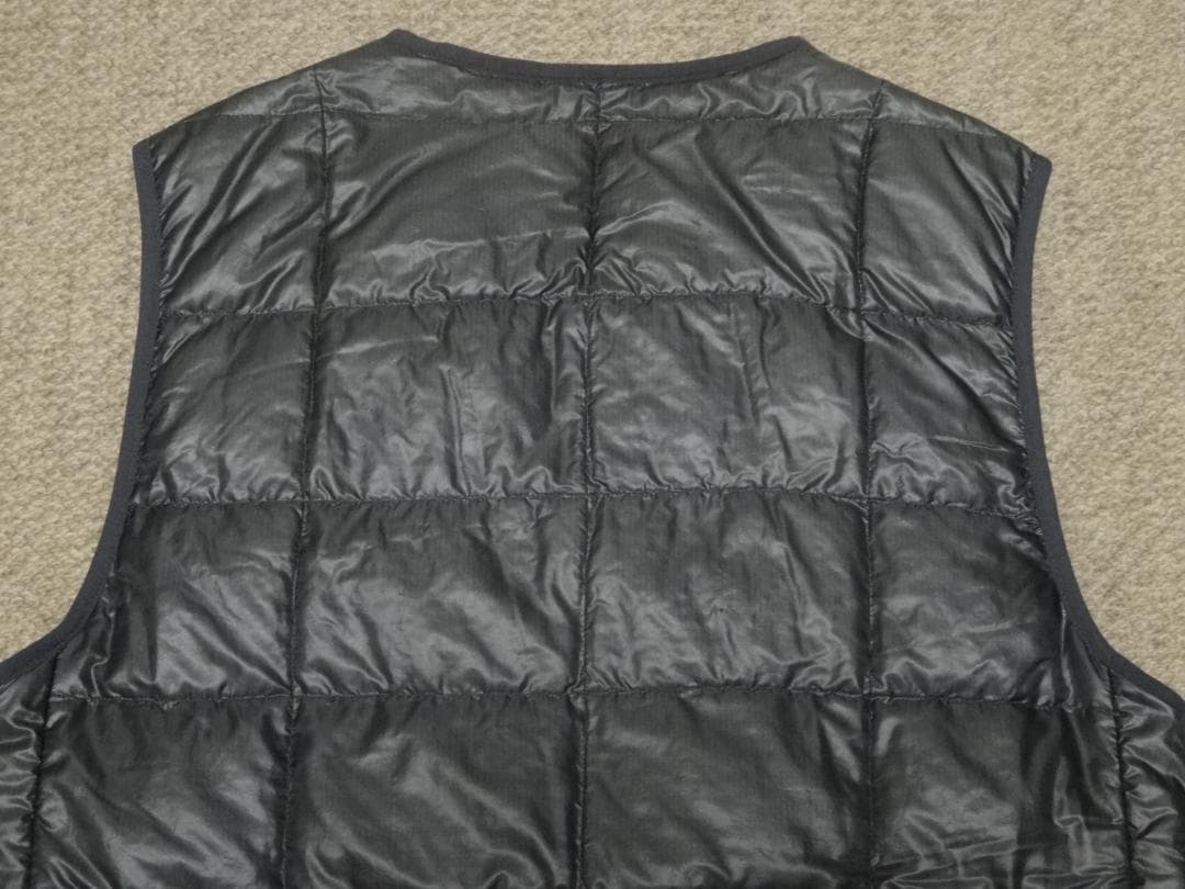 希少　旧ロゴ　オールド　モンベル　プルーオーバー　ダウンベスト　ガンメタ　M～L