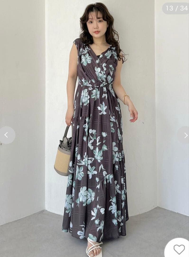 大人気完売　FRAY I.D フラワープリントカシュクールワンピース