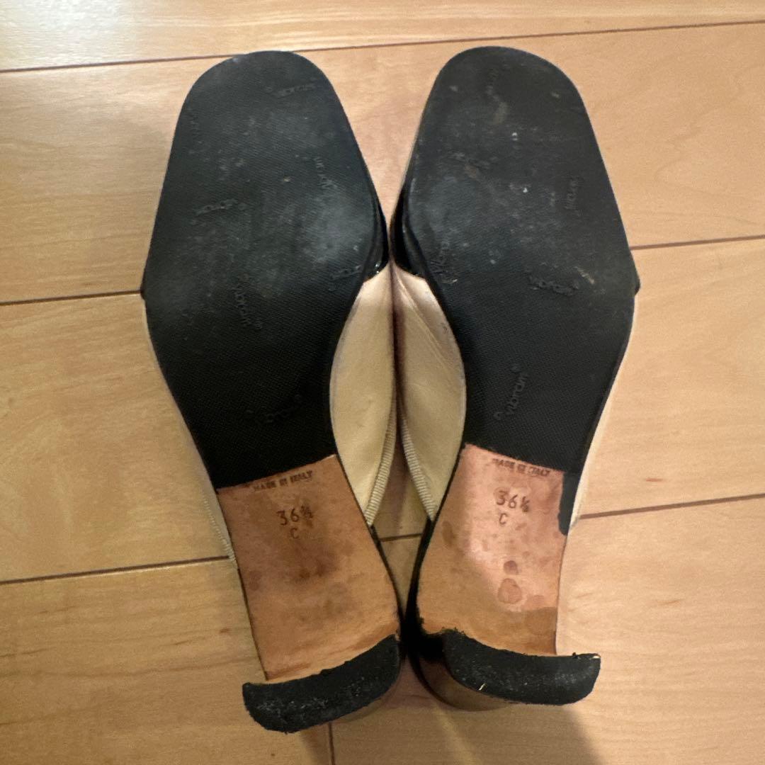 CHANEL ベージュ/ブラック ミュール　36.5