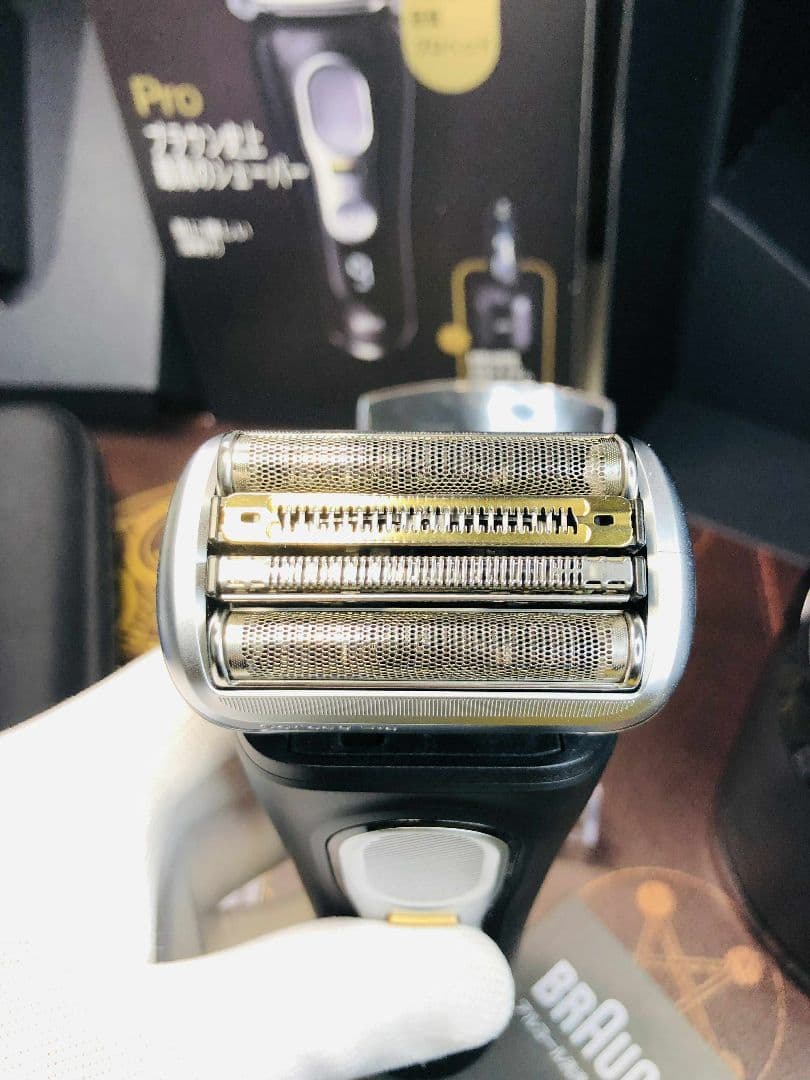 【美品】BRAUN シリーズ9 Pro 9450cc メンズ電気シェーバー