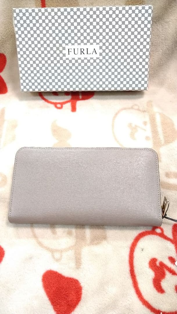 1015✡　新品　素敵♡　FURLA フルラ　長財布 グレー 箱付き