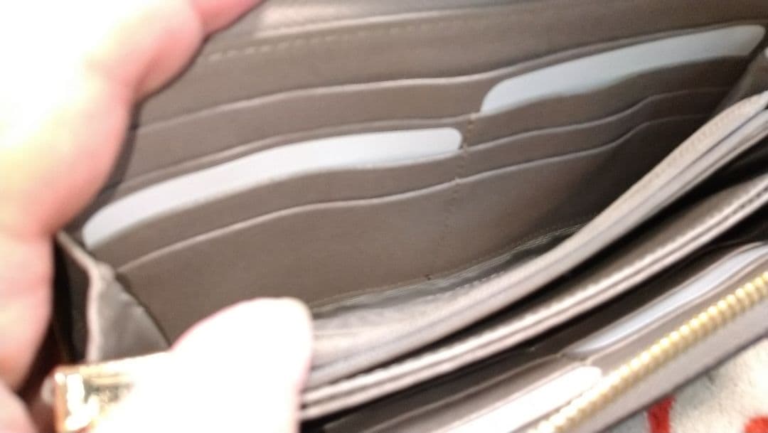 1015✡　新品　素敵♡　FURLA フルラ　長財布 グレー 箱付き