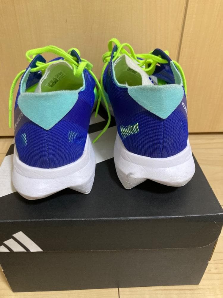 アディゼロジャパン８　サイズ27㎝