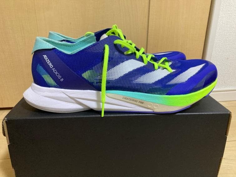 アディゼロジャパン８　サイズ27㎝