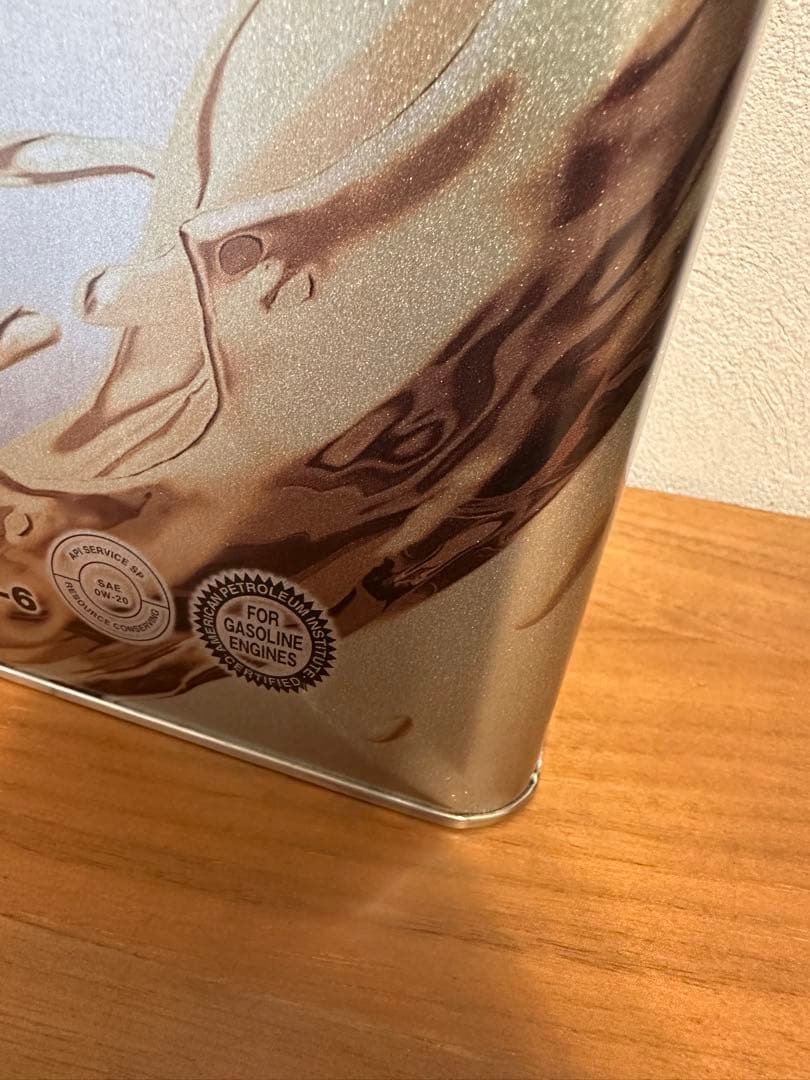 凹み缶 HONDA ULTRA LEO SAE 0W-20 4L×2缶