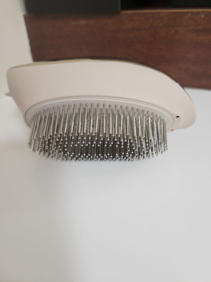 【値下げ】QEURA 美顔用品 ゴールド