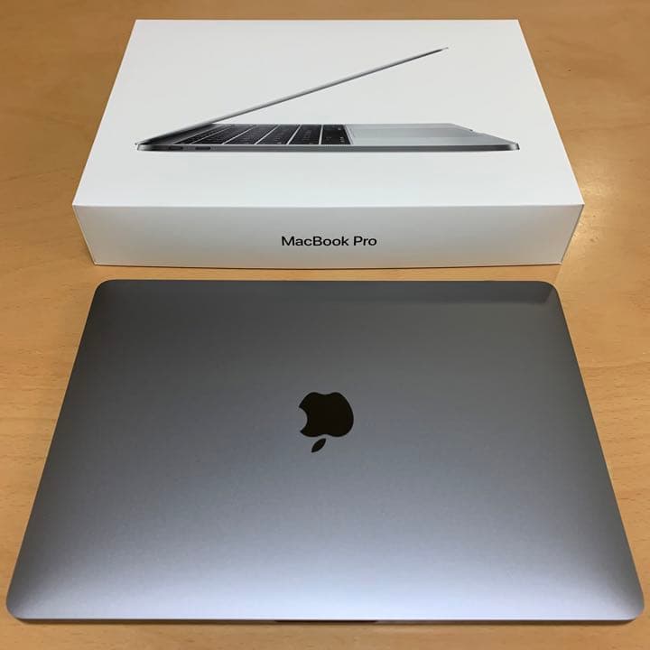 MacBook本体 MacBook pro / 2.0GHz / 16GB / 256GB