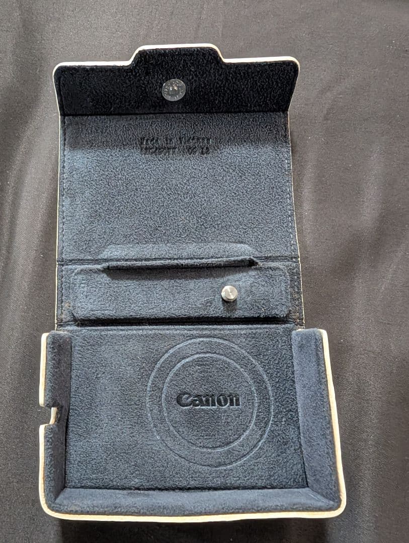 ☆値下げ☆　Canon IXY1 専用ケース付き　コンパクトデジタルカメラ