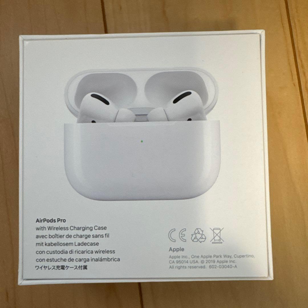 初代AirPods Pro ケース付