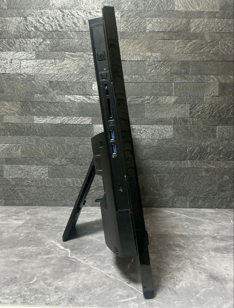 美品 NEC LAVIE 一体型 corei7 新品メモリ16 新品SSD480