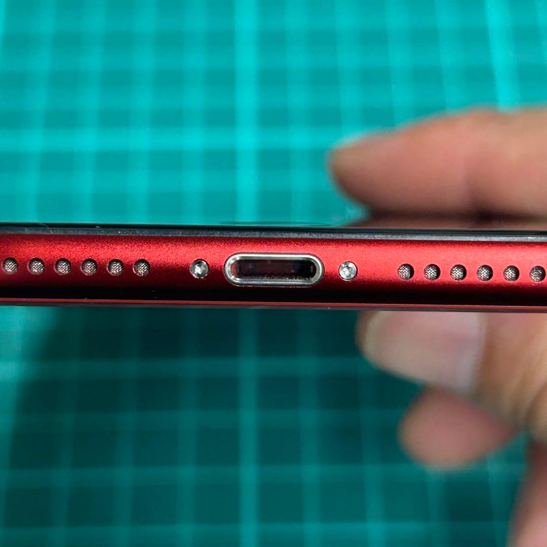 iPhone SE第3世代 64GB SIMフリー Product RED