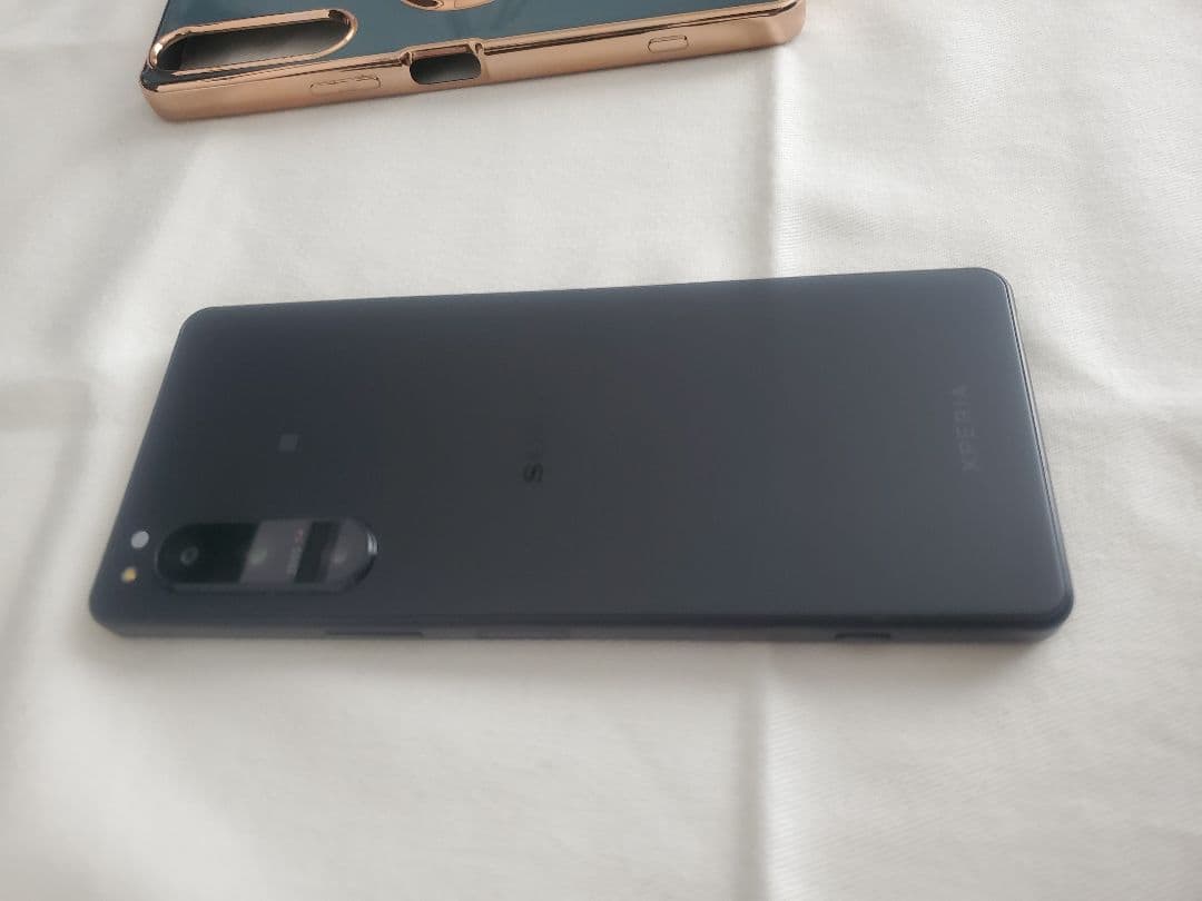 Sony Xperia 5 IV (A204SO) SIMフリー 本体とカバー