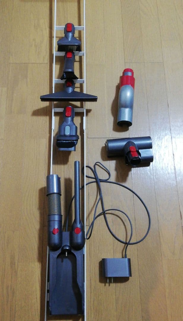 Dyson　ダイソン　V10　サイクロン　コードレスクリーナー　掃除機　スタンド