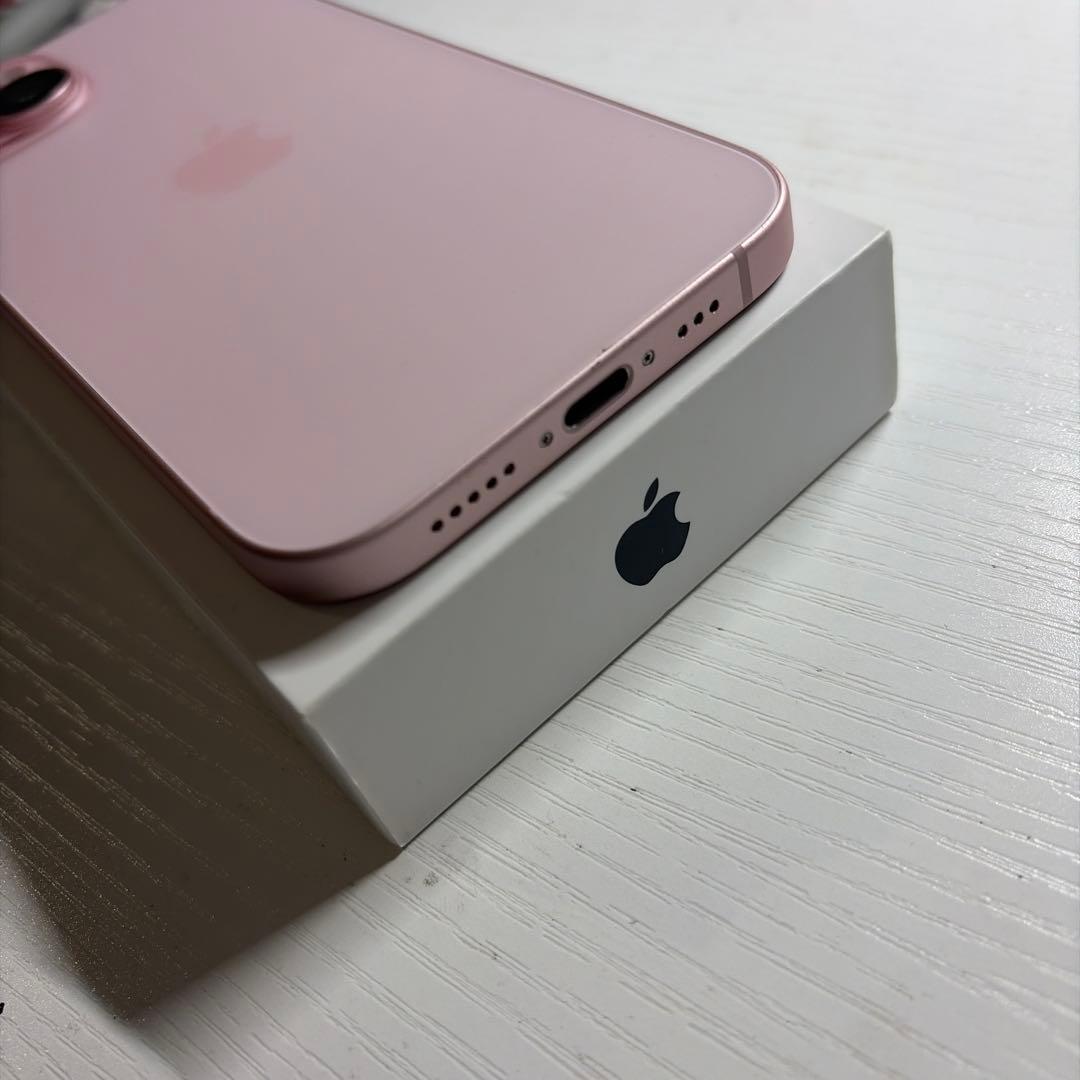 iPhone15 128GB ピンク SIMフリー 極美品