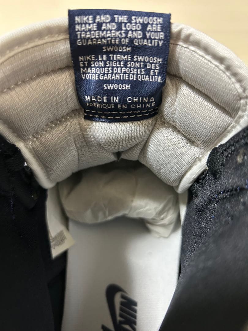 新品未使用NIKEエアジョーダン1 HIGH OG Midnight Navy