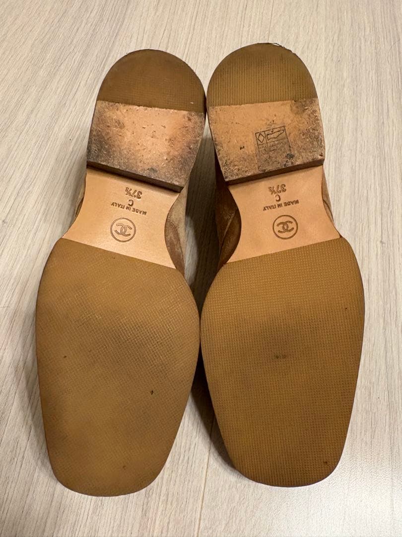 CHANEL スエードシューズ　袋、箱付き