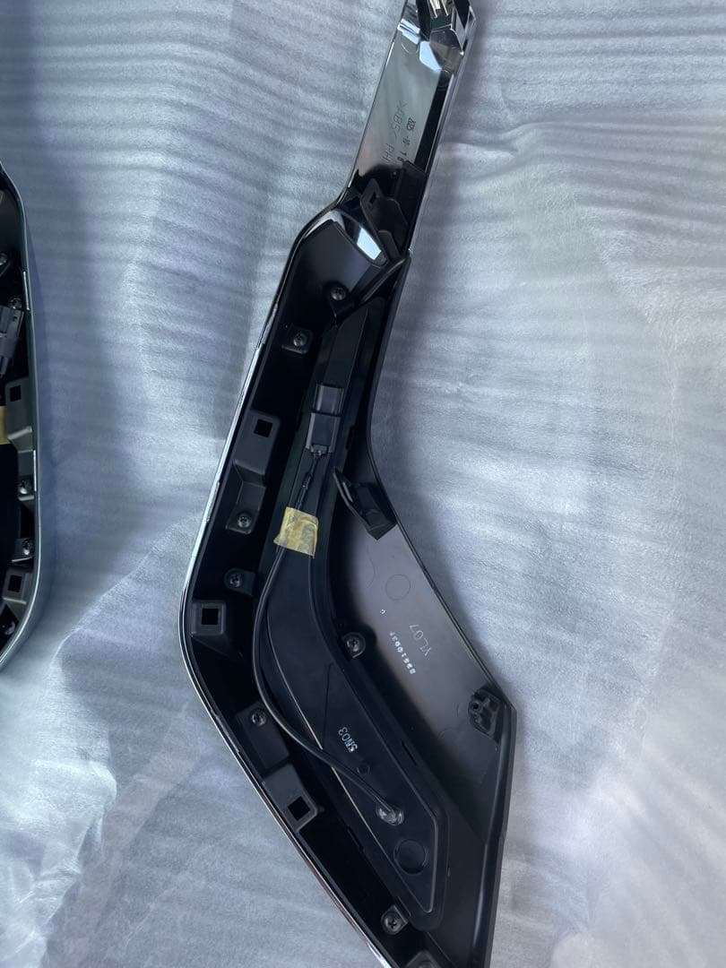 トヨタアルファード用 モデリスタシグ ネチャイル ミプレート 訳あり品