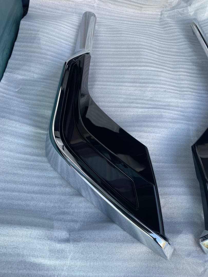 トヨタアルファード用 モデリスタシグ ネチャイル ミプレート 訳あり品