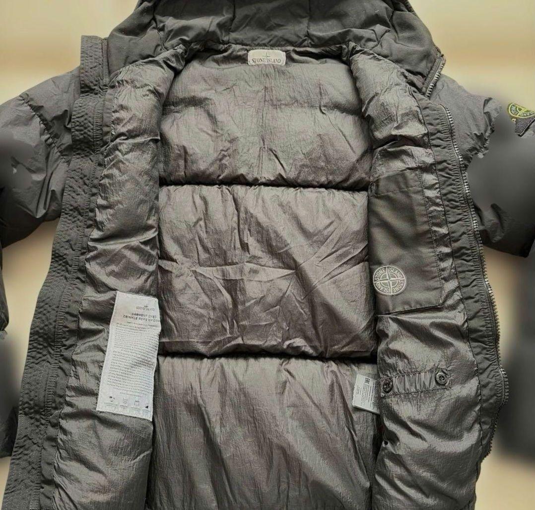 最終値下★美品！人気モデル　ストーンアイランド　ダウン　黒