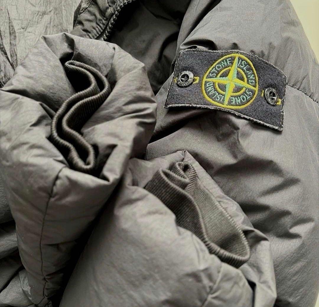 最終値下★美品！人気モデル　ストーンアイランド　ダウン　黒