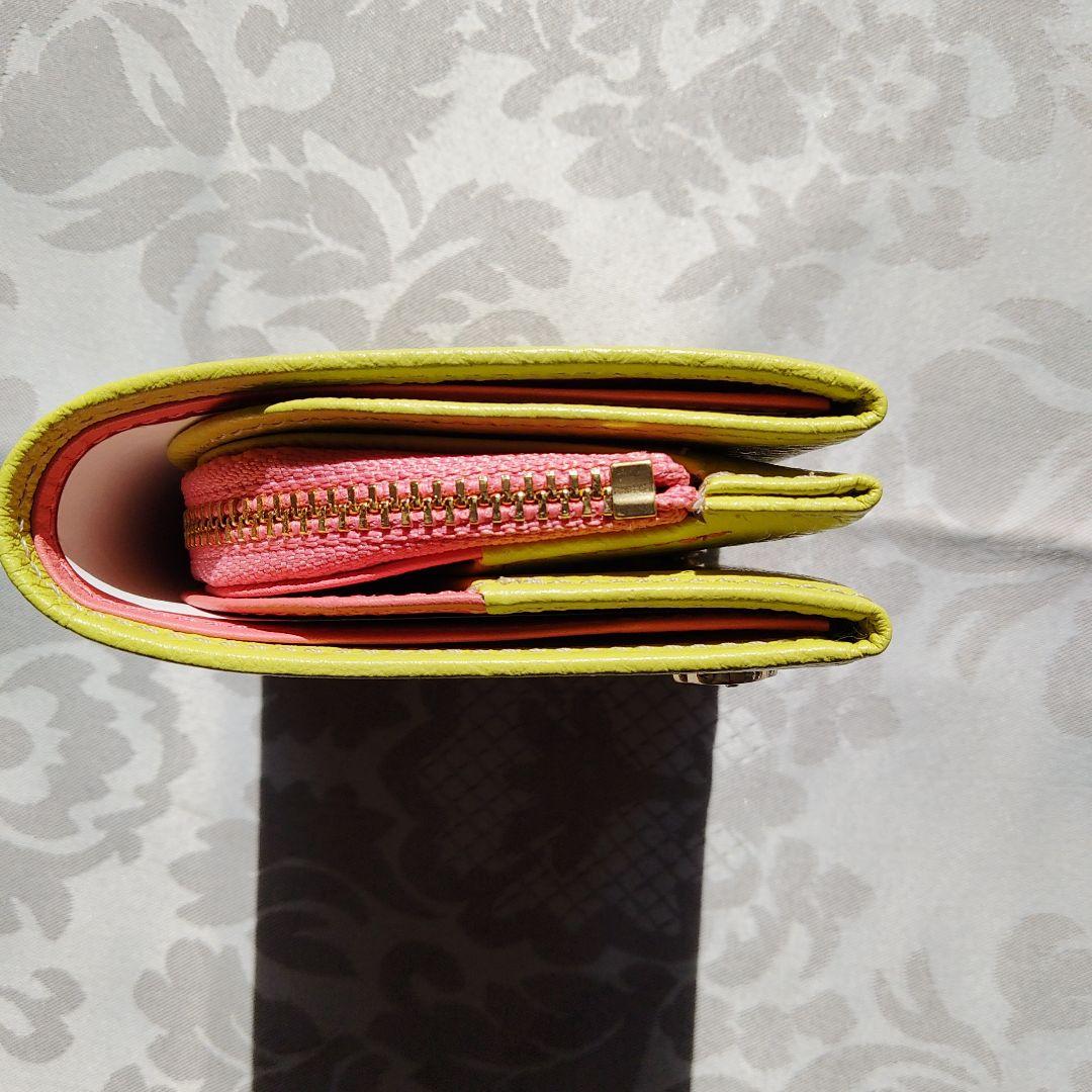 山羊革 二つ折り財布　カード入れ ✨ FIORAIA