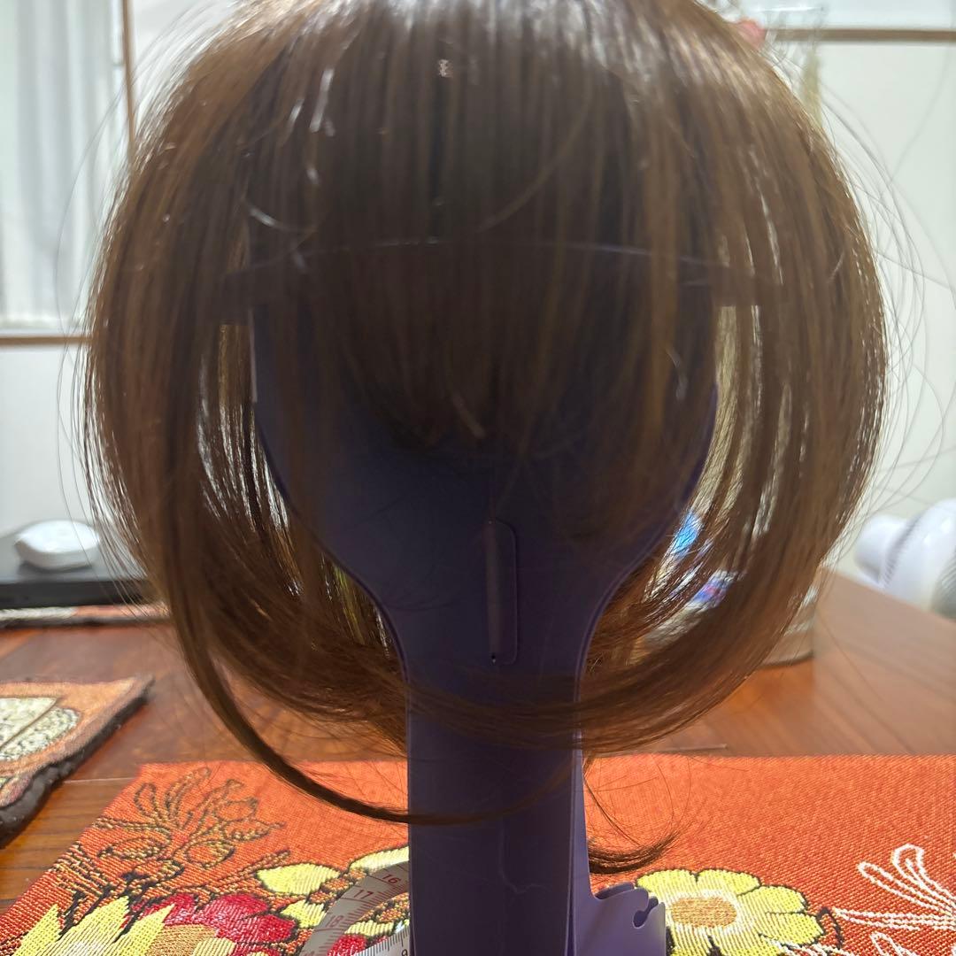 ブラウン ショートボブウィッグ 合成繊維