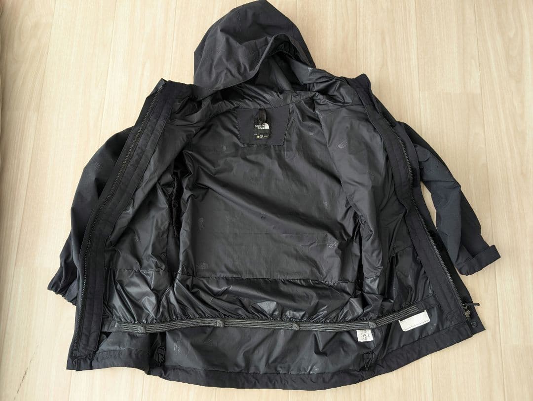 ノースフェイス　マウンテンジャケット（キッズ）サイズ150 NPJ62271