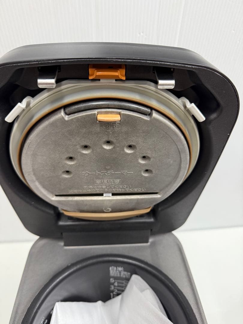 HITACHI 圧力&スチーム IHジャー炊飯器 RZ-W100DM