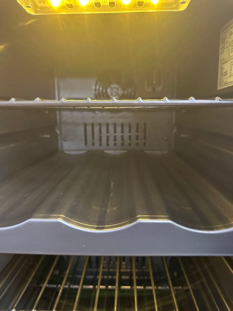 ワインセラー　18本収納　FJH-56GD ホームセラー　2022年製