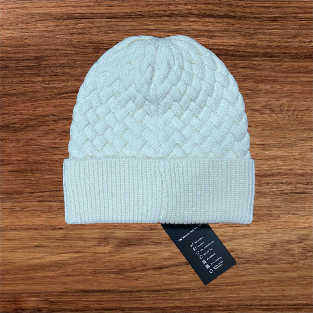 CCロゴ ニット帽 ホワイト編み込み