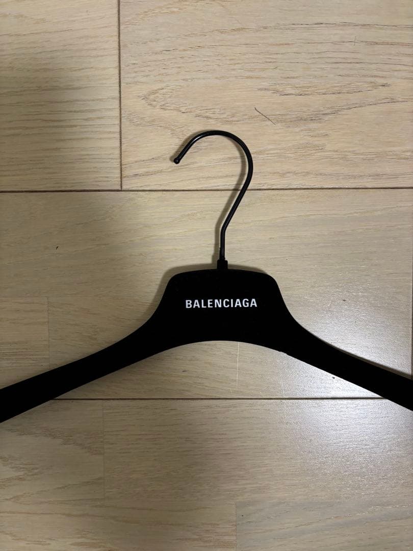 BALENCIAGA ハンガー 3本セット