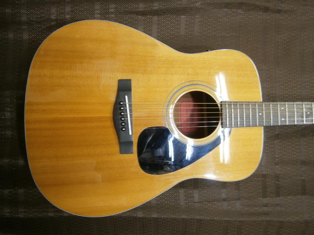 期間限定特価・ヤマハ＜FGＸ-512SJ＞復刻赤ラベル・エレアコ・トップ単板